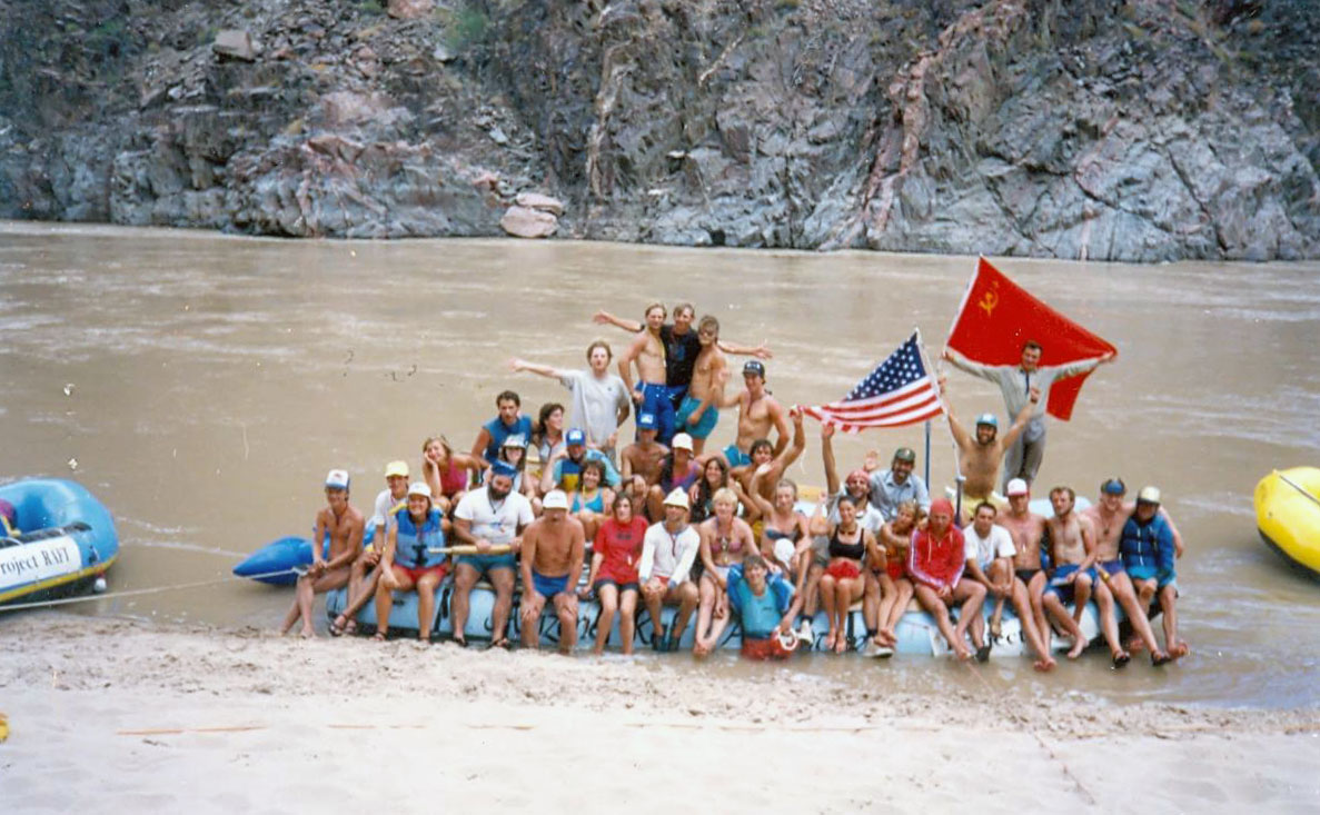 Soviet-American rafting teams